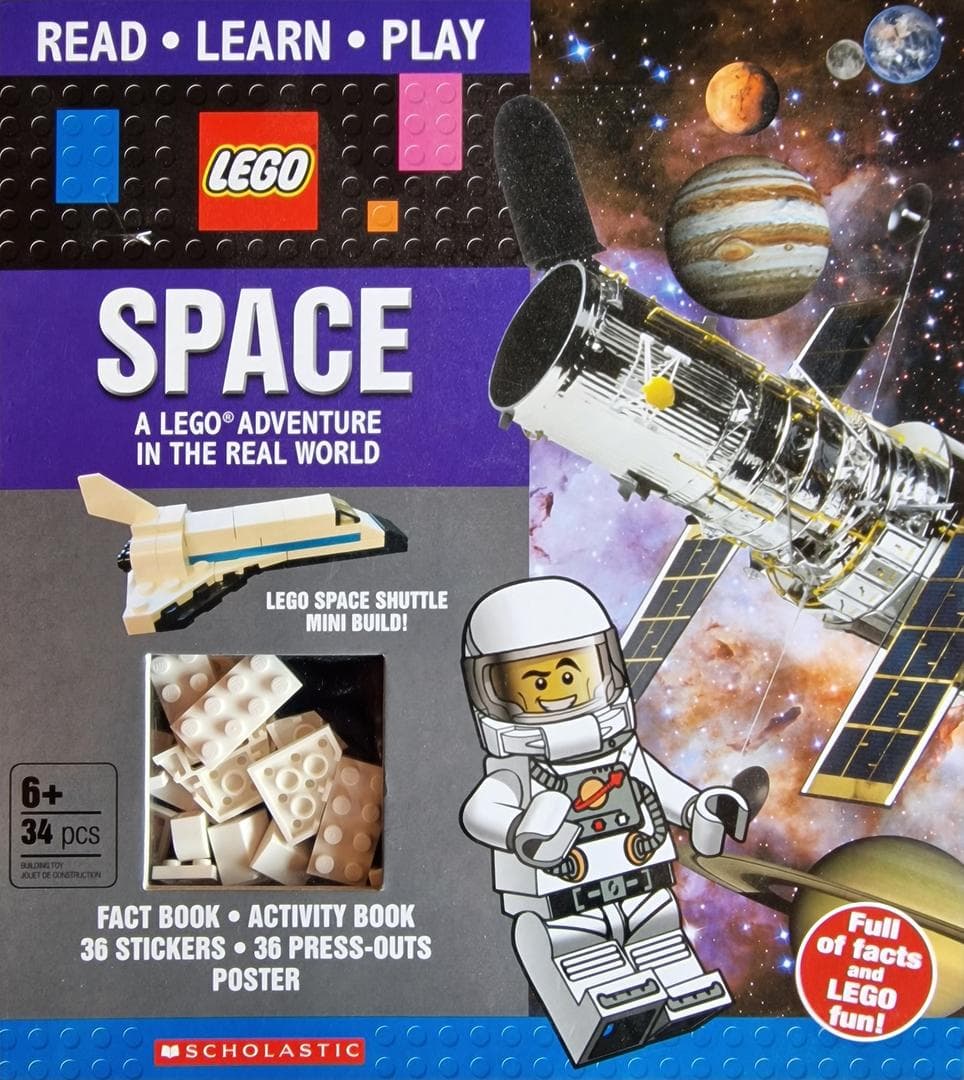 Space: A Lego Adventure in the Real World LEGO set (#9781338323290-1)
