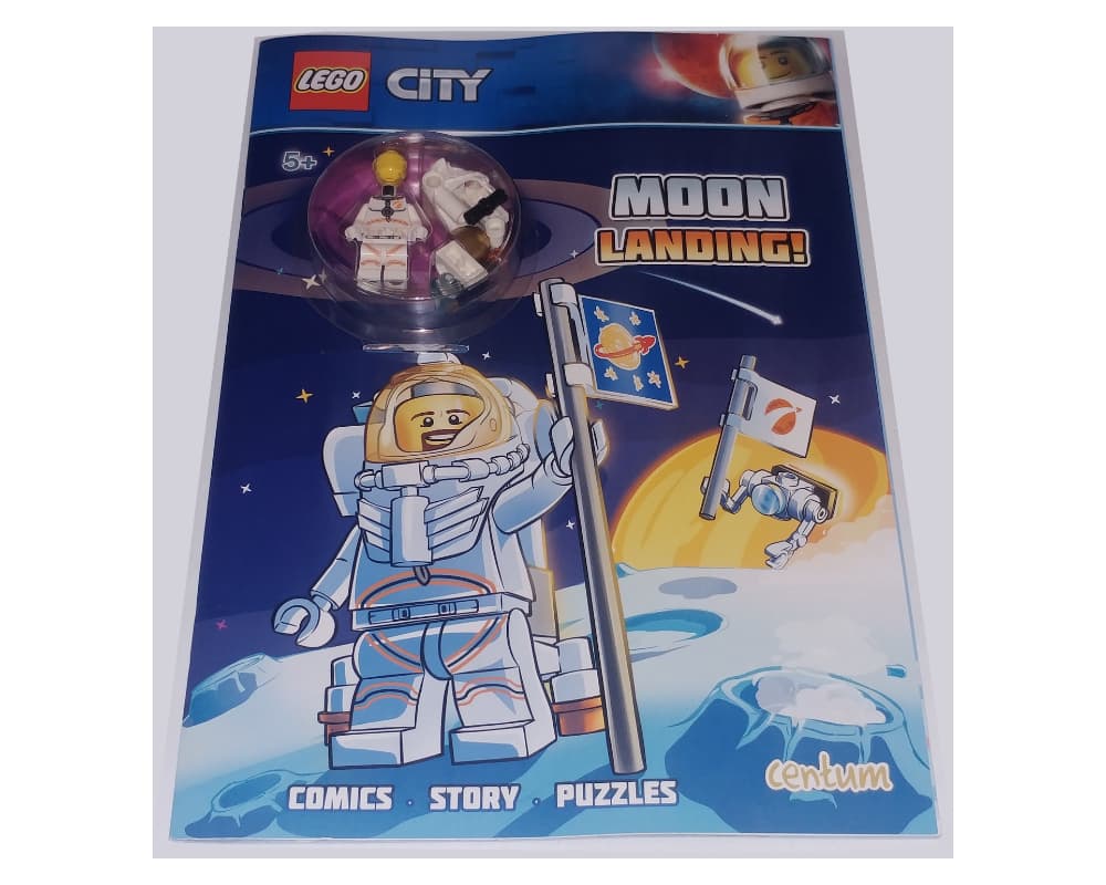 City: Moon Landing LEGO set (#9781913399627-1)