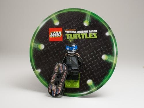 Shadow Leonardo LEGO set (#COMCON025-1)