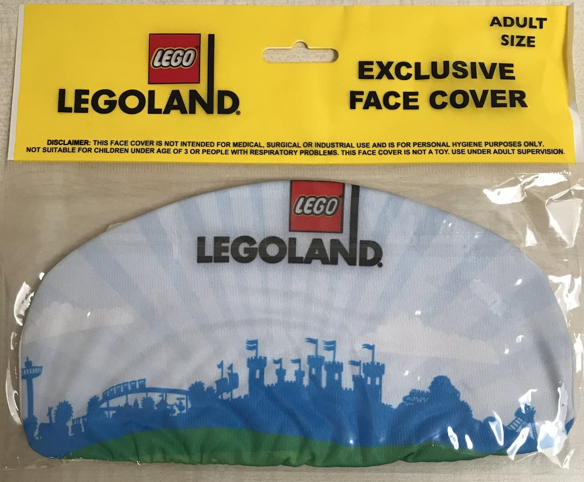 LEGOLAND Face Cover (LEGOLAND Skyline) LEGO Gear set (#FACEMASK-2, 2021)
