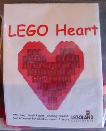LEGO Heart (Legoland California) LEGO set (#LLCA08-1)
