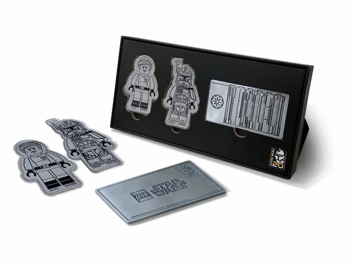 Star Wars Collectible: Clone Wars E LEGO Gear set (#5008162-1, 2023)